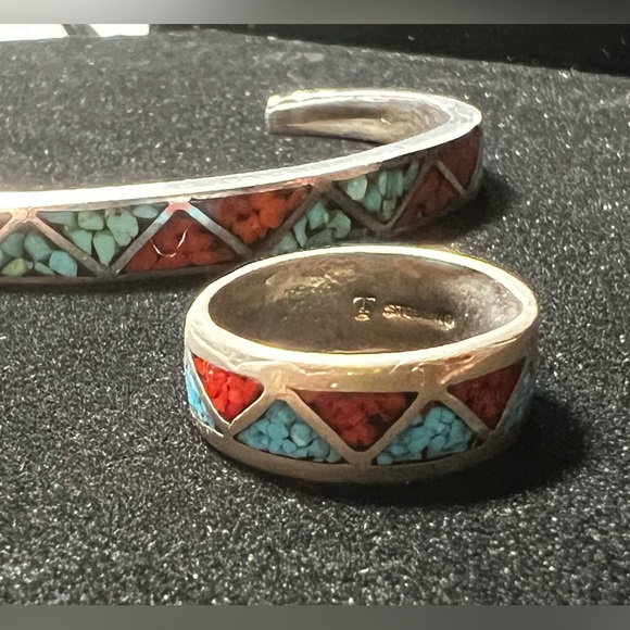 Vintage Native Zuni Sterling silver cuff bracelet and matching ring - Picture 8 of 12